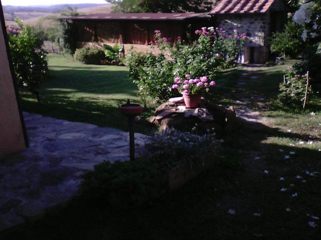 Agriturismo Podere Micitto Usi Exterior photo