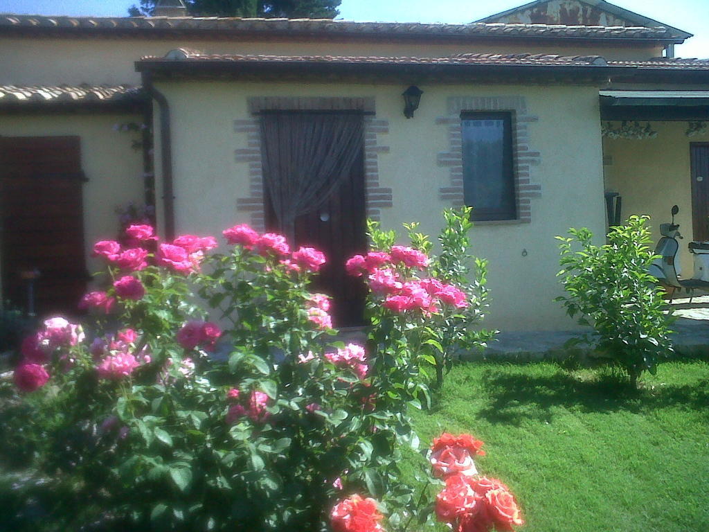 Agriturismo Podere Micitto Usi Exterior photo