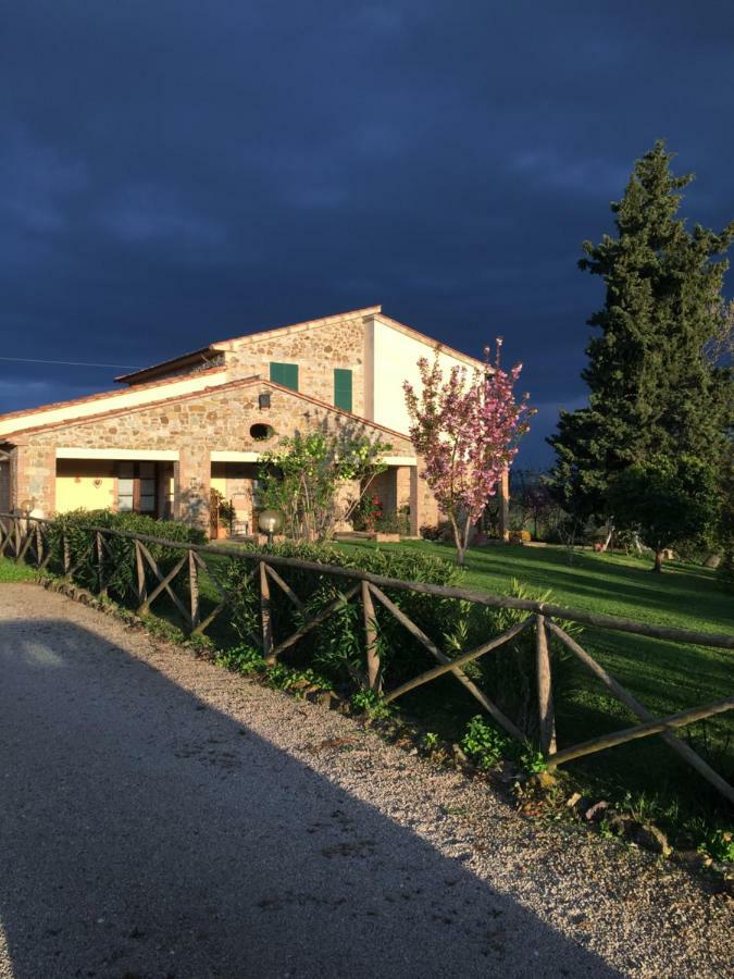Agriturismo Podere Micitto Usi Exterior photo